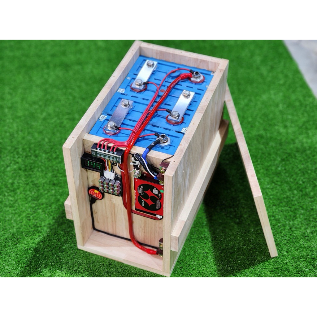 12v 200ah แบตลิเธียม 3.2v 4s ครบชุด BMS DALY แบตเตอรี่ LiFePo4 3.2v 200ah ใส่ Active Balance5A แบตเต