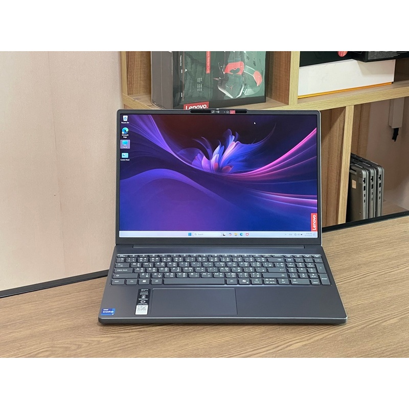 Lenovo IdeaPad Slim 3 15IRH10-83K100DCTA i5-13420H SSD512GB RAM16GB เครื่องใหม่ตัวโชว์อุปกรณ์ครบกล่อ