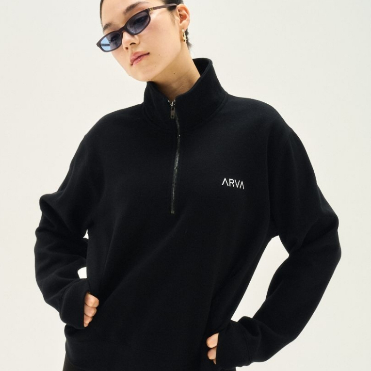 ARVA Zipper Sweater - เสื้อสเวตเตอร์ซิปหน้า