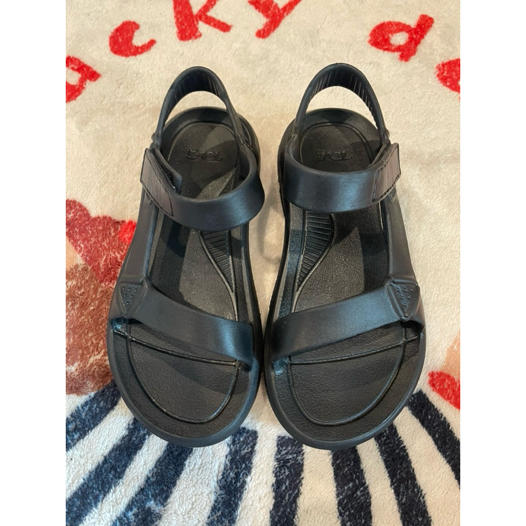 รองเท้าtevaมือสองของแท้