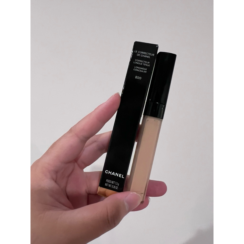 LE CORRECTEUR DE CHANEL CONCEALER #B20 (ส่งต่อ)
