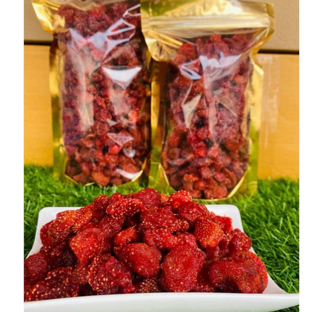 สตรอเบอรี่อบแห้ง 1kg.  เปรี้ยวหวาน สตรออบแห้ง อาหาร ผลไม้อบแห้ง  Dried Strawberry – โปรปัง