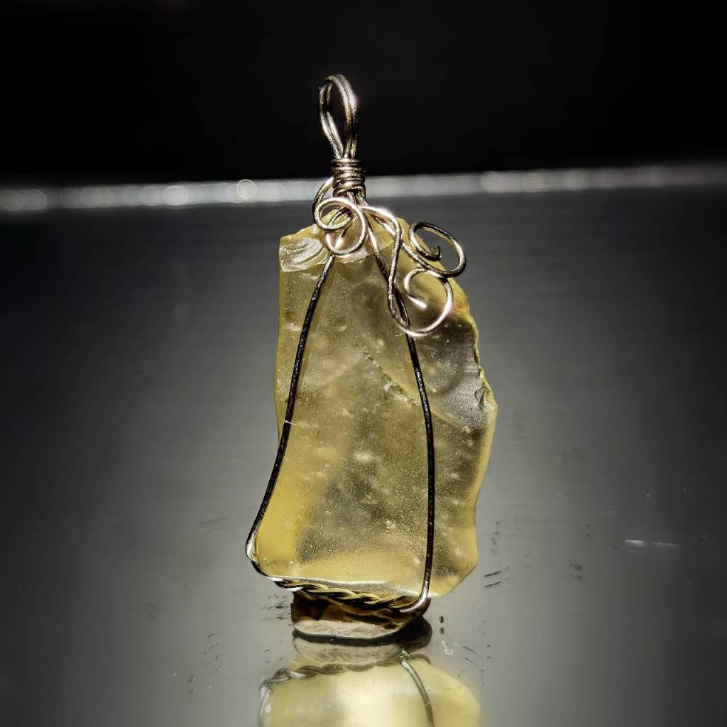 🔶 Libyan Desert Glass Wire Wrap Pendant –  • Protective Energy Crystal Necklace