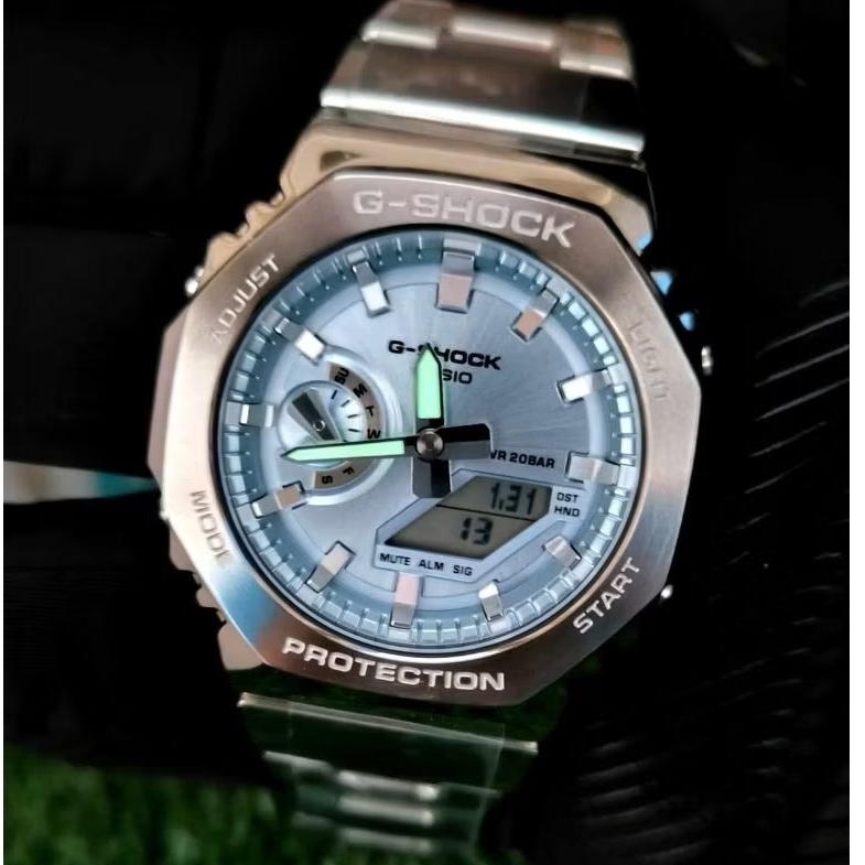 (ลดราคาเรือนสุดท้าย) G-Shock GM-2110D-2A ฟ้า