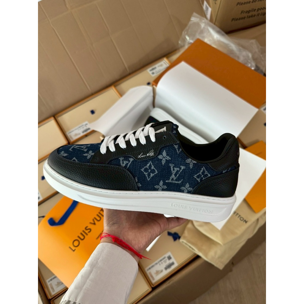 [ พร้อมส่ง ] LV Trainer Sneaker Size 40 - 46 [ ORI ]