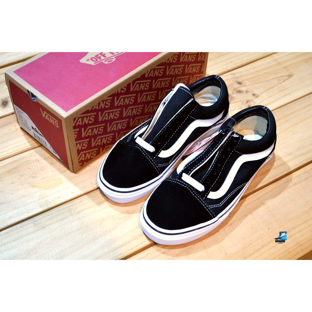 รองเท้าVANS OLD SKOOL BLACK/WHITE&VANS SKATE HALF CAB - BLACK/WHITE สินค้ามีพร้อมส่ง