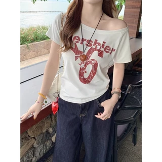 เสือยืดเเขนสั้น เสื้อยืดปาดใหล่ ทรงหลวม กันเเดด ลายอักษร เนื้อผ้านิ่ม #020320