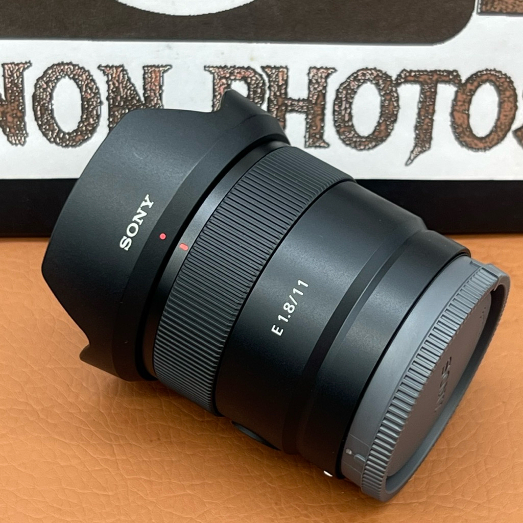 Sony E 11 mm f1.8 ( E-mount )