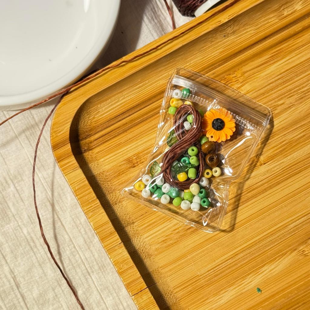 ชุดลูกปัดเชือกเทียน ชุดลูกปัดไหมยืด ชุดพร้อมร้อย diy