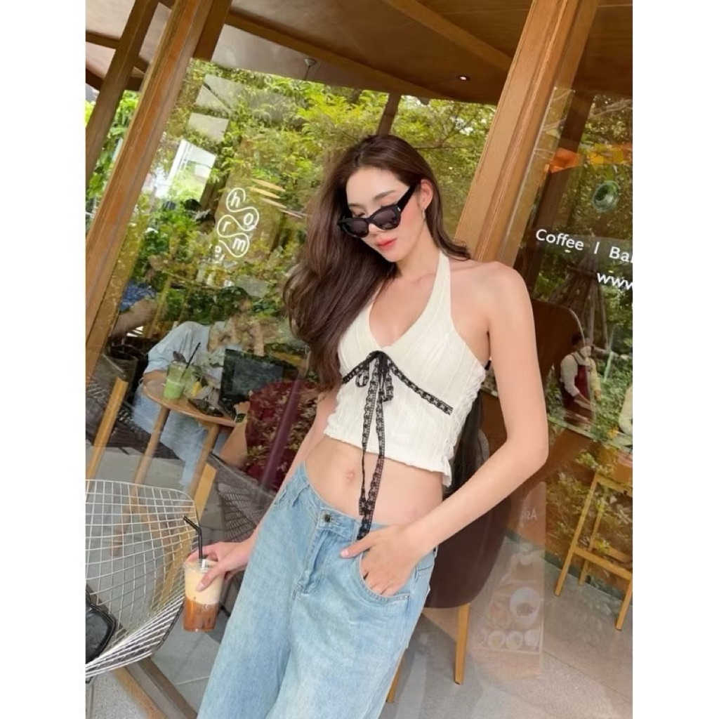 ✨ Use like new Hock Top เสื้อคล้องคอผ้าลูกไม้ จากแบรนด์ SISTER.RRR✨