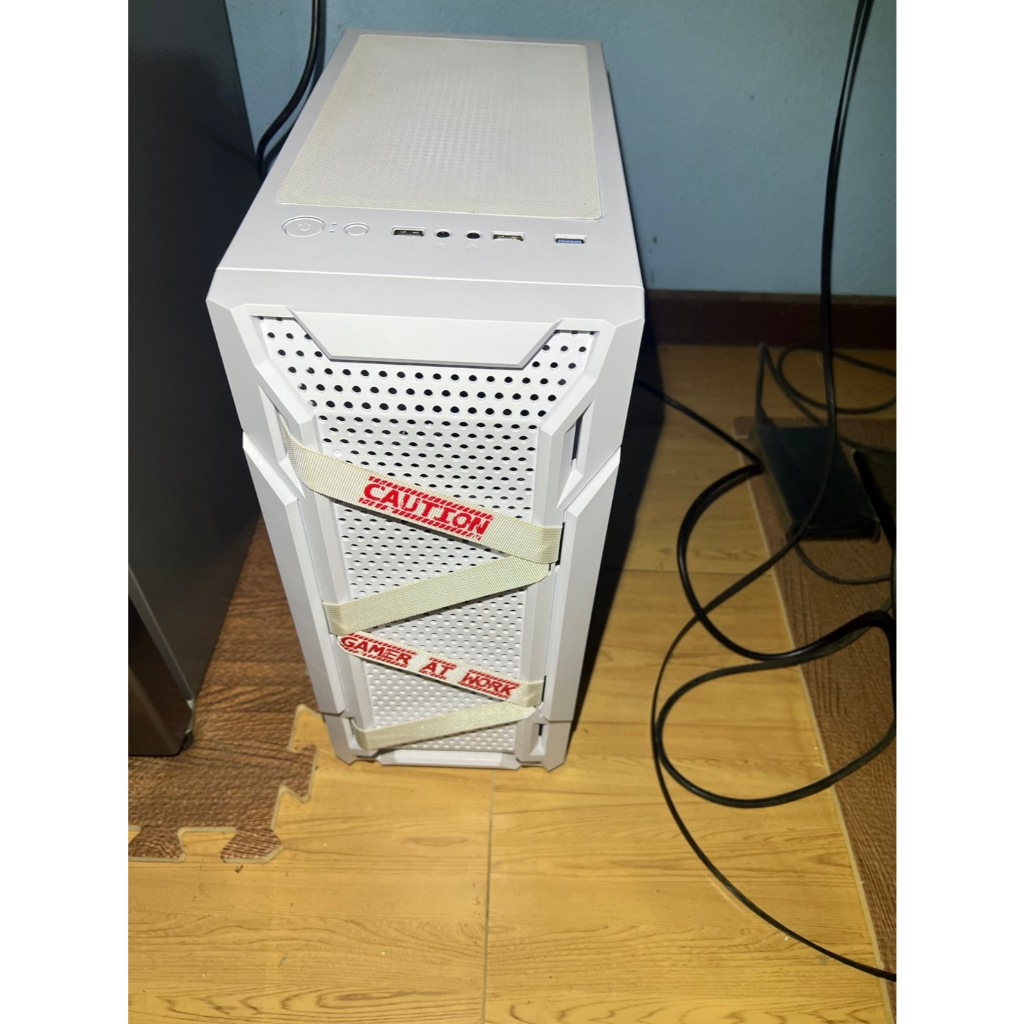 คอมSET-AMD Ryzen5 5600x Colorful iGame GeForce RTX 3060Ti Advanced OC RAM16gb SSD1Tb มือสองสภาพดีพร้