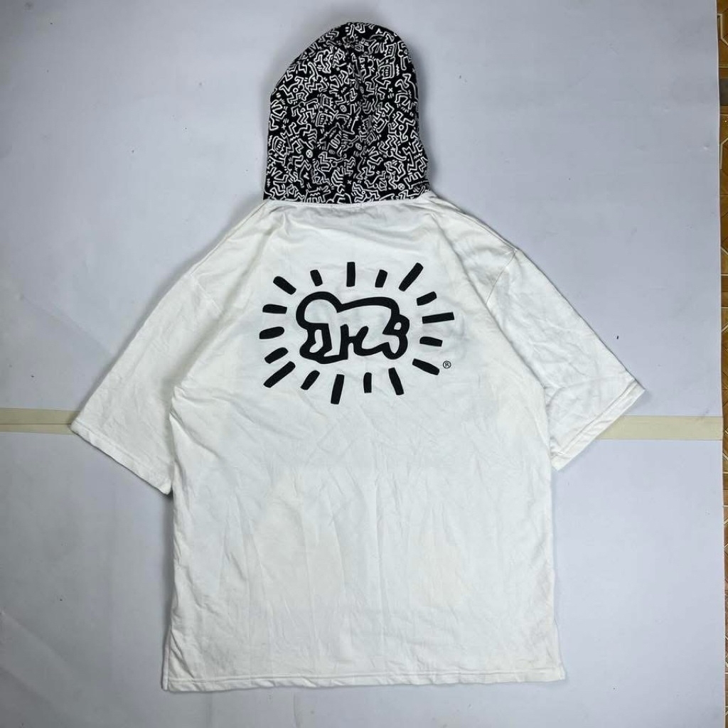 T-shirt  Kith Haring  เสื้อขาว ฮู้ด