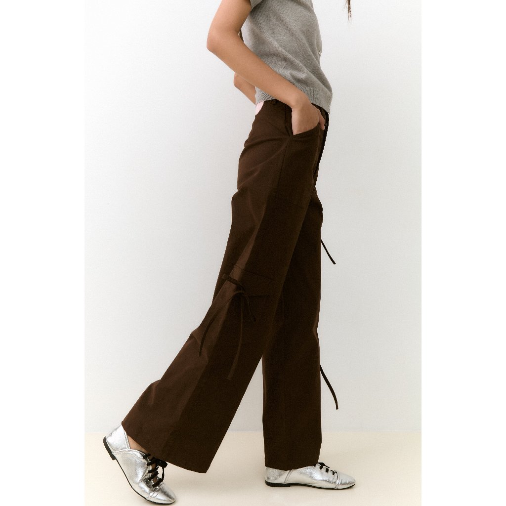 Ribbon Cargo กางเกงคาร์โก้ มีดีเทลริบบิ้นด้านข้าง