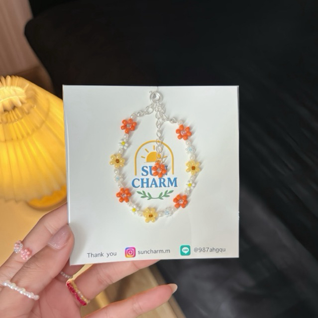 กำไลดอกไม้ลูกปัด 2mm 3mm