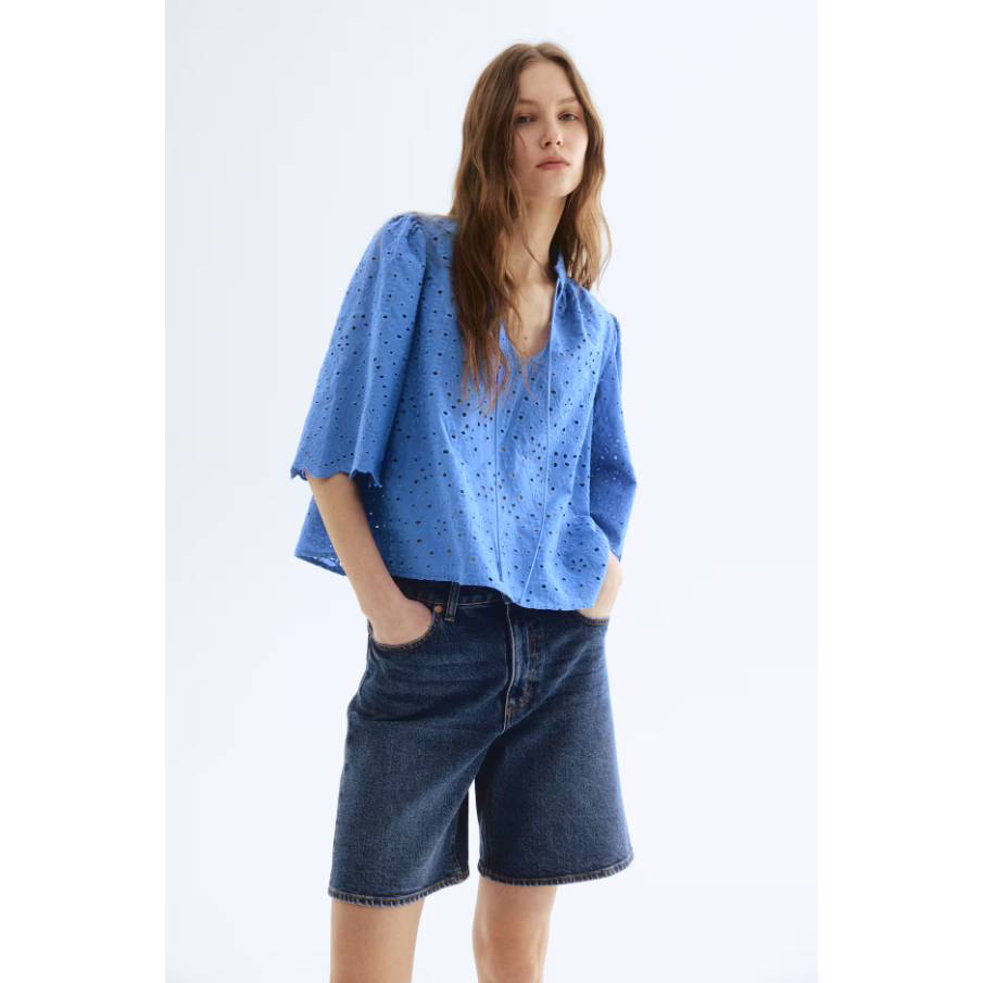 H&M(เอชแอนด์เอ็ม) เสื้อบลาซ์ดีไซน์ Broderie anglaise ผู้หญิง 1282574_1