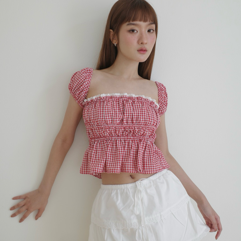 Theremin Jenna top เสื้อเกาะอกแขนตุ๊กตา - Red plaid