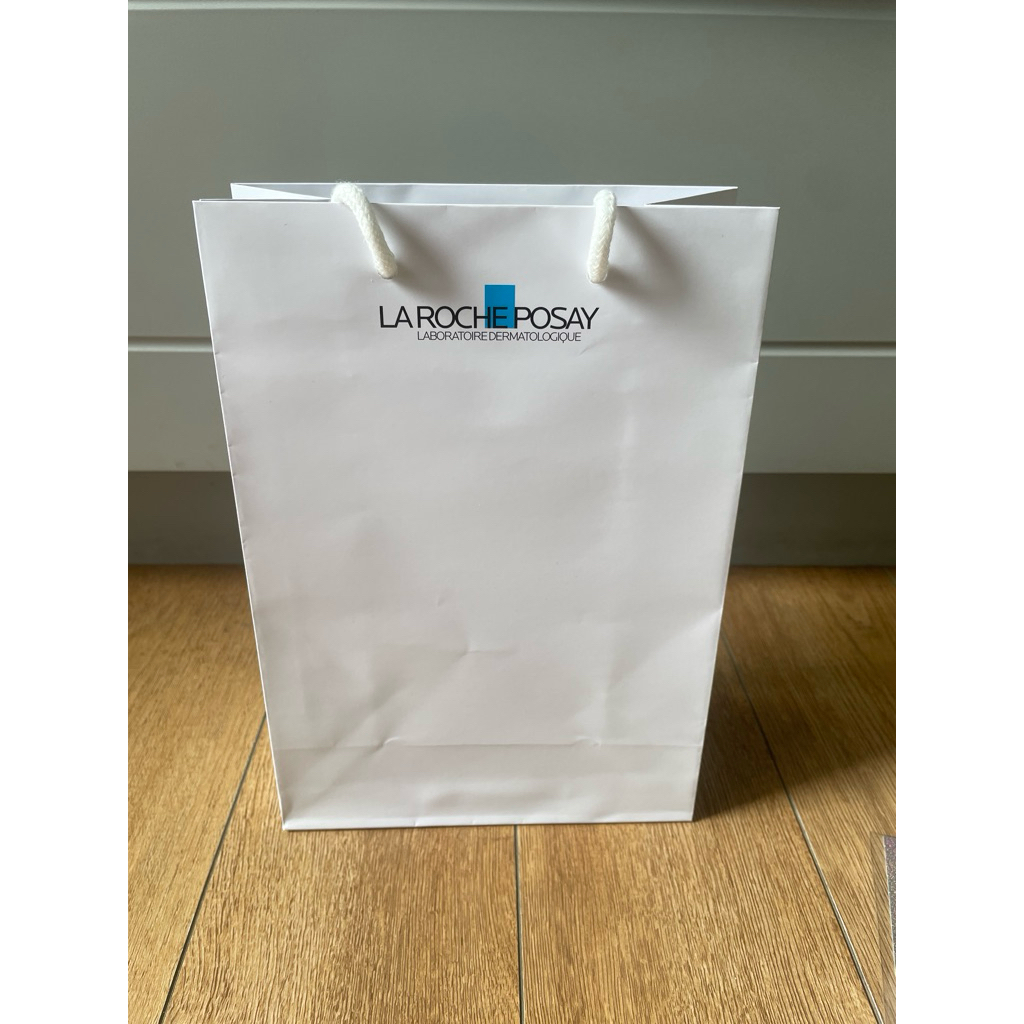 ถุงกระดาษ Laroche posay