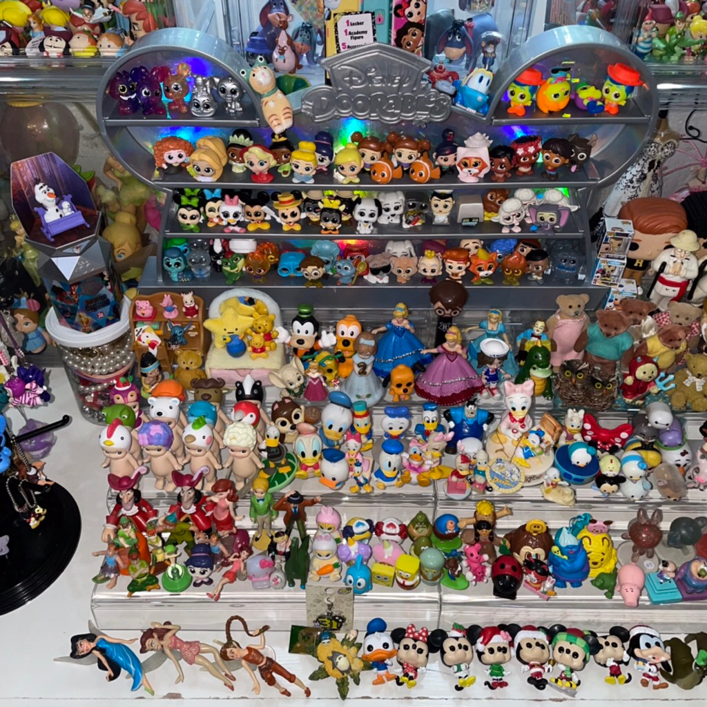 โมเดล พวงกุญแจ ของเล่น ของสะสม พิน ตุ๊กตา กระเป๋า magnet sonny angel Ghibli sanrio pokemon McDoanlds