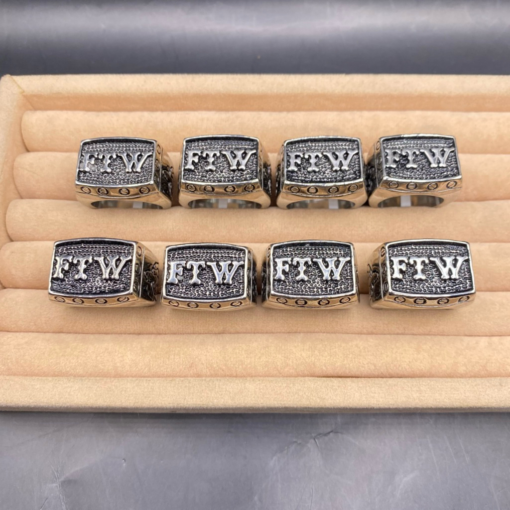 แหวนสแตนเลสสไตล์วินเทจ งาน18k ไม่ลอก ไม่ดำ - รูปที่ 2