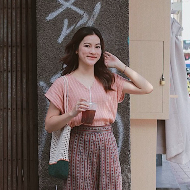 ꔛ เสื้อคอวีแขนล้ำ | – โปรปัง