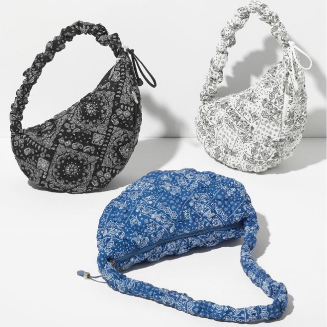 New Carlyn Paisley ของแท้ Shop Korea มีของพร้อมส่งค่ะ