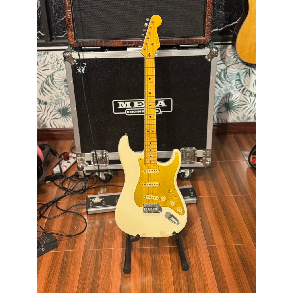 กีตาร์ไฟฟ้ามือสอง Squier Classic Vibe 50’s stratocaster