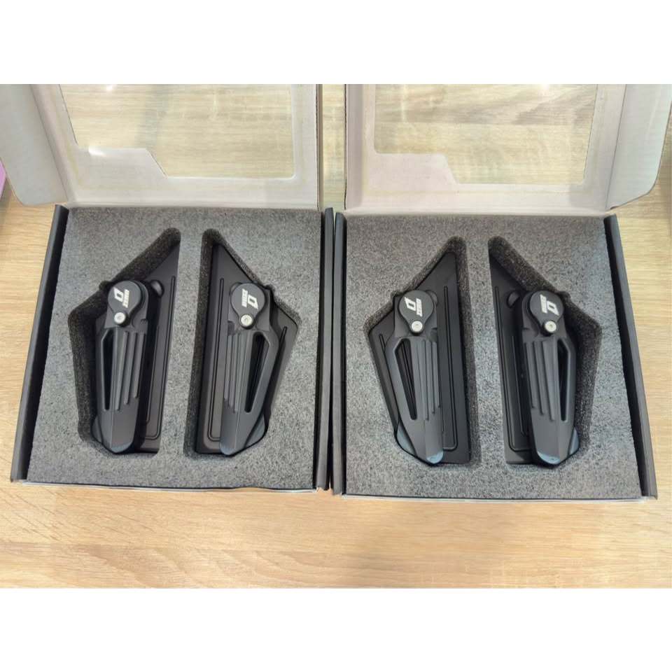 พักเท้า CNC  พักเท้าแต่งสำหรับ VESPA S , LX 125