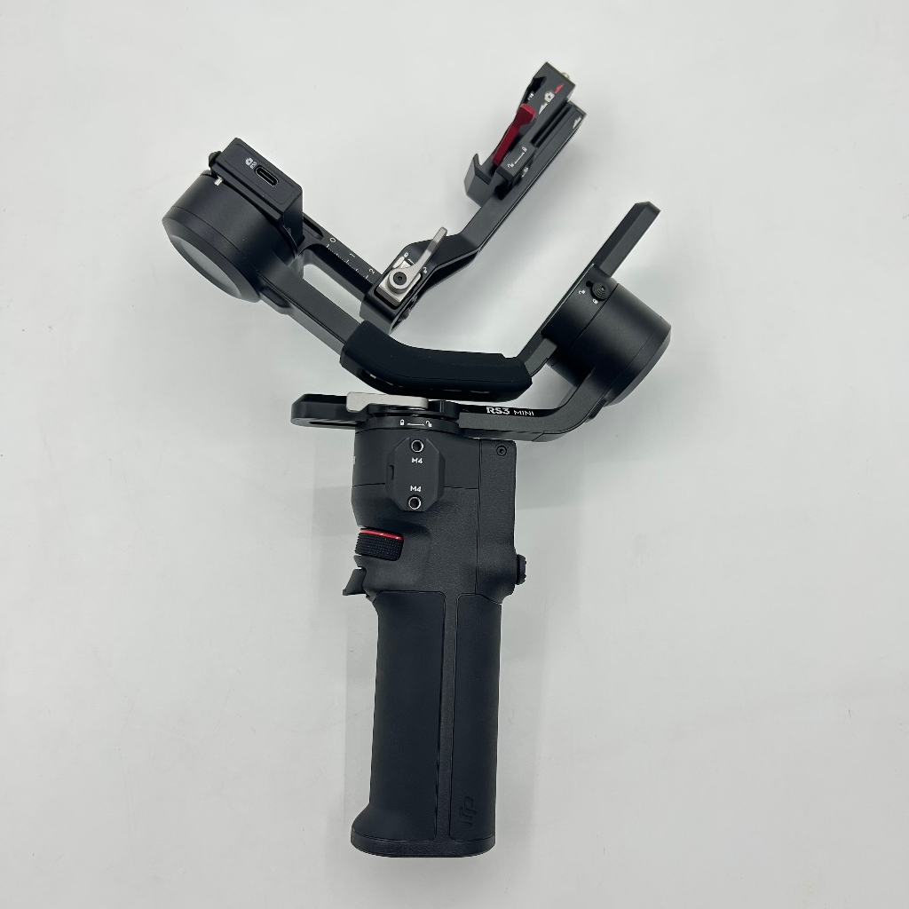 DJI RS 3 Mini กิมบอลมือถือน้ำหนักเบา สำหรับกล้องมิเรอร์เลส/DSLR สภาพ 99% | ป้องกันการสั่นระดับมืออาชีพ | ระบบติดตามอัจฉร