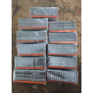 แหนบห้อยพระสแตนเลสลายพระต่างๆ (1แผง15ชิ้น)