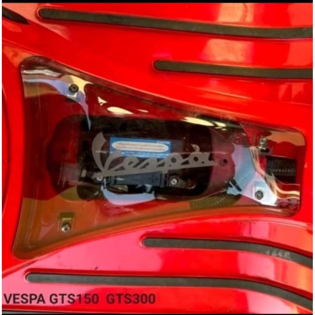 แผ่นปิดแบตVespa GTS 150/GTS 300