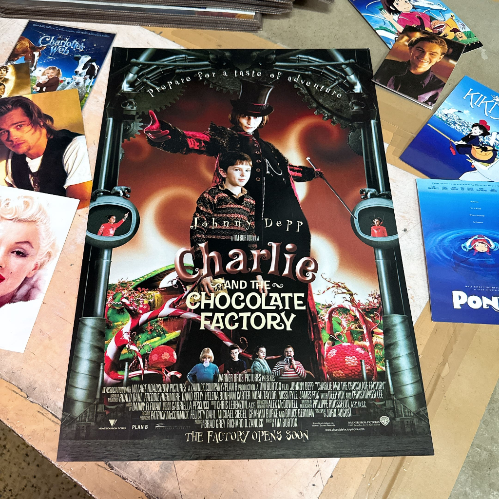 ชาร์ลีกับโรงงานช็อกโกแลต Charlie and the Chocolate Factory โปสเตอร์ติดผนัง โปสเตอร์หนัง รูปติดผนัง