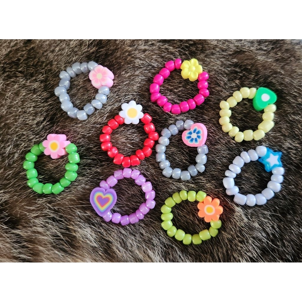 แหวนลูกปัดน่ารักมินิมอล (พร้อมส่ง) ของขวัญปัจฉิม ของแถมจีบลูกค้า พร้อมส่ง (คละแบบ)
