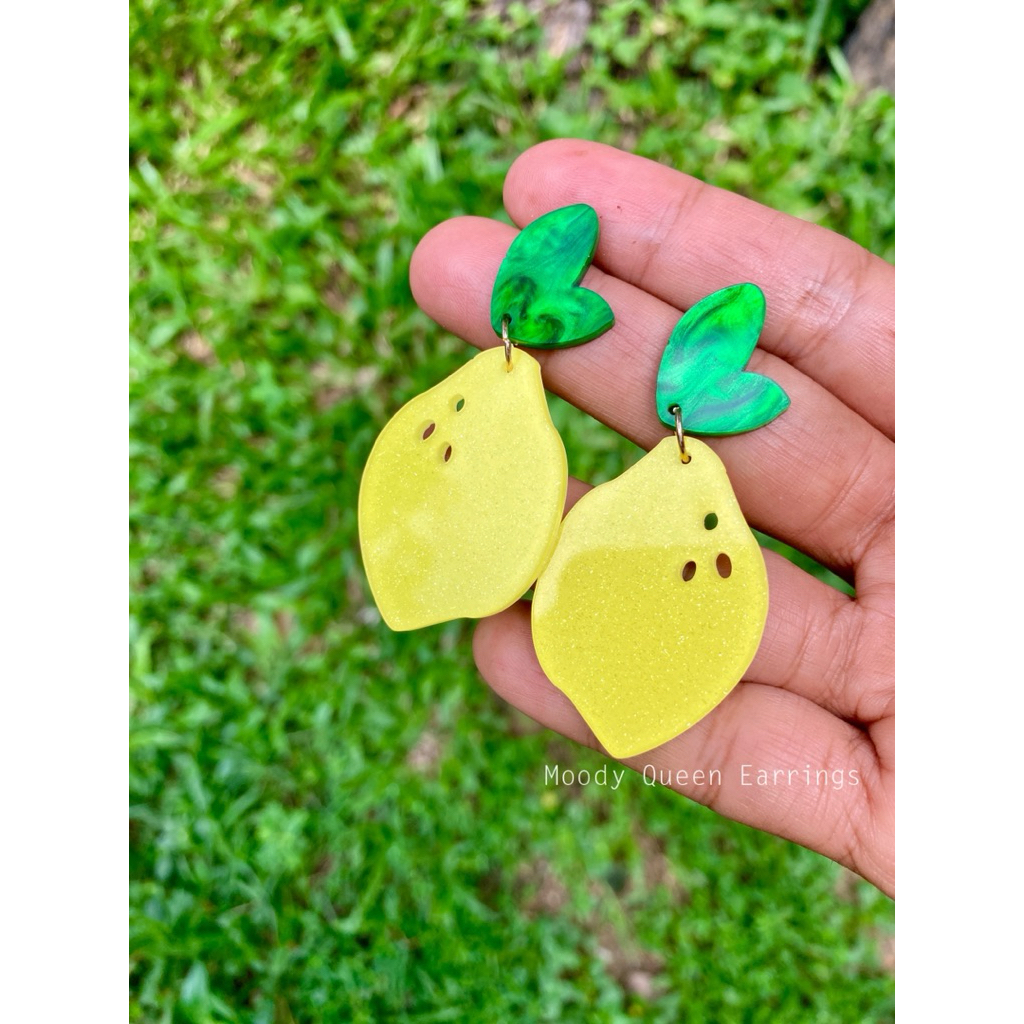 **Pre-order รอ 10 วัน**ต่างหูเลมอน 🍋 ต่างหูผลไม้ งานอะคริลิค (ขนาดประมาณ 5 ซม.)