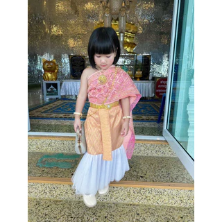 ชุดไทยลูกสาว ใส่เข้าวัดทำบุญรุ่นสะไบหางปลา