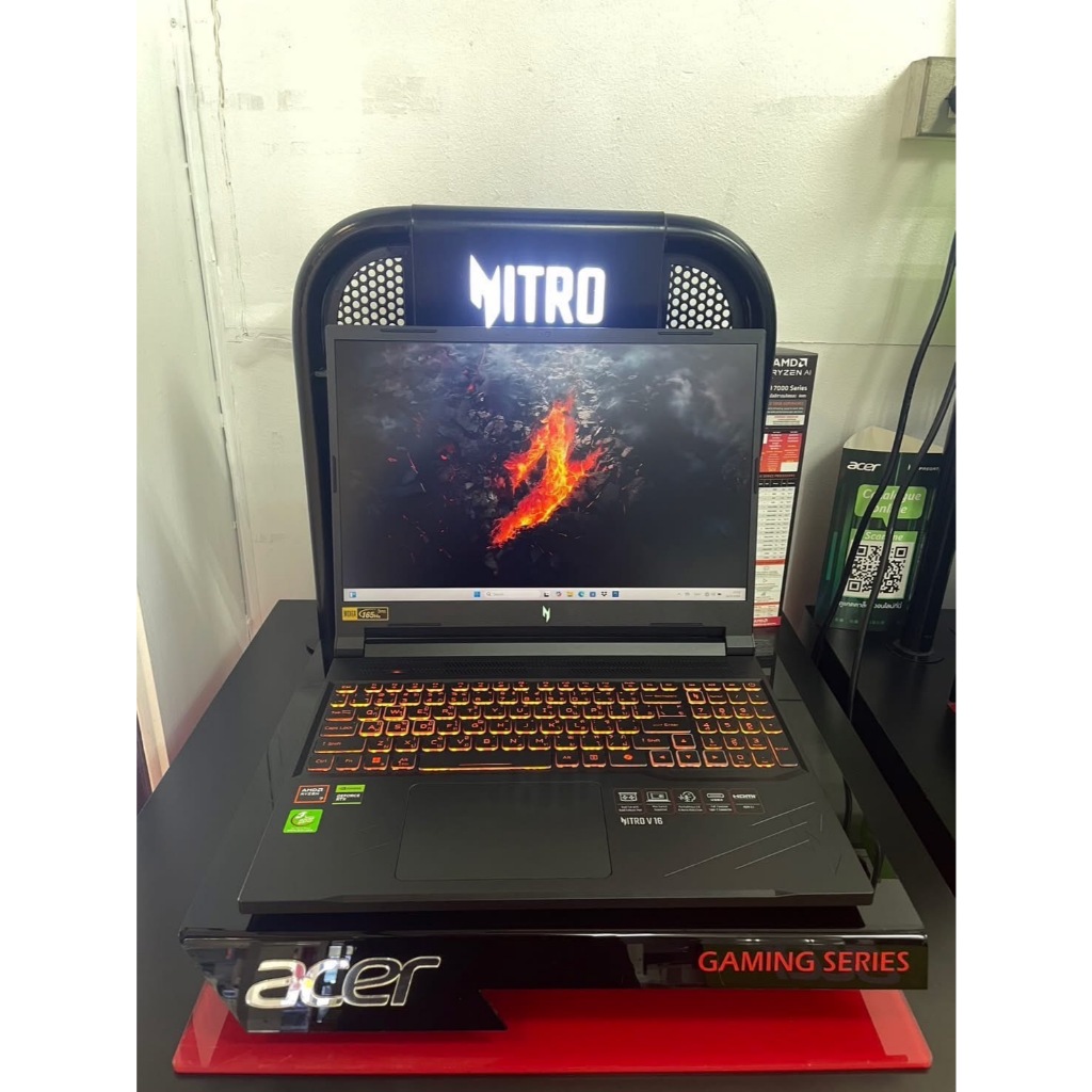 โน๊ตบุ๊ค Acer Nitro V 16 ANV16-41-R724 Black