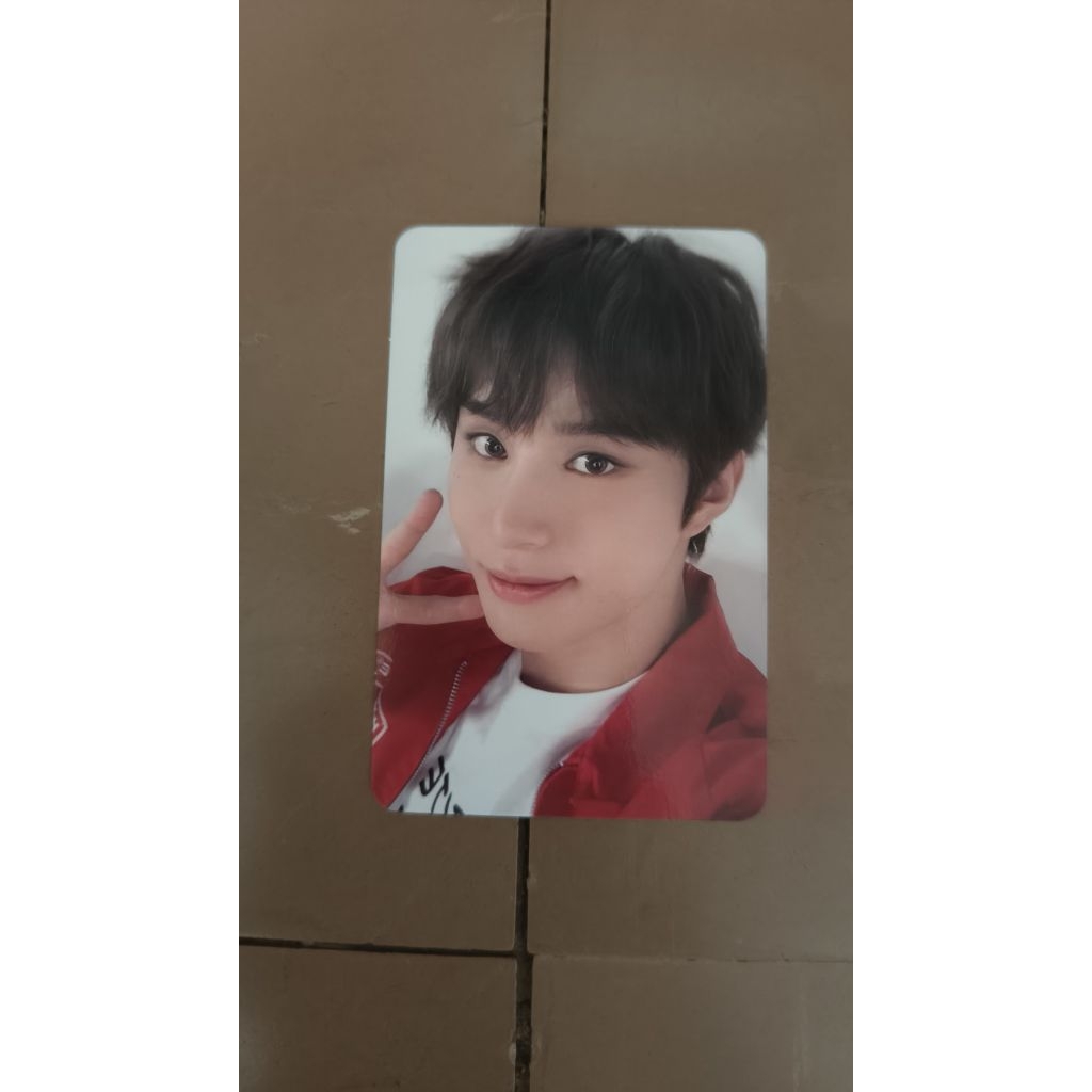 NCT zone photocard pizza jungwoo nct127 selfie