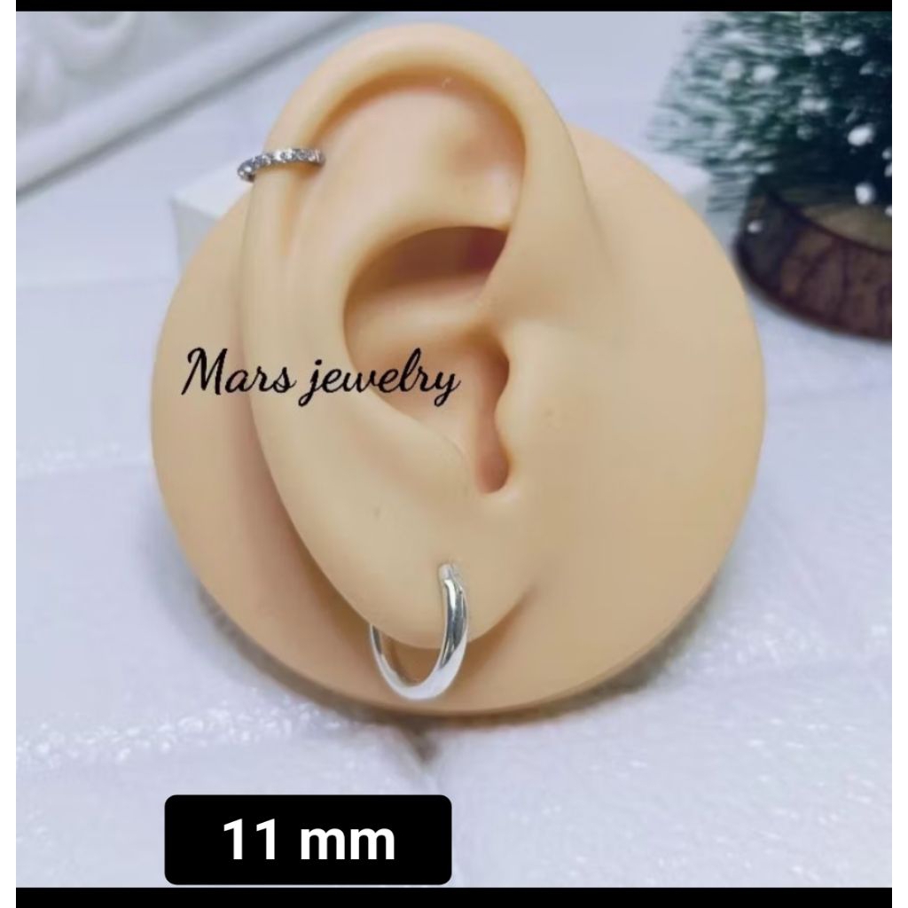 (silver 925)​ ต่างหูห่วงเงินแท้ ห้อยเพชรกลม หนา 1.5 กว้าง 9mm ราคา 1 คู่