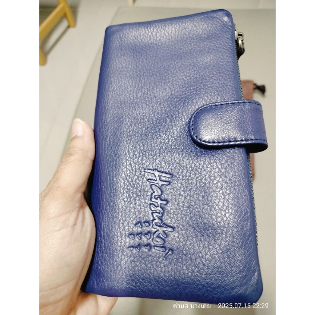 hatsukoi รุ่น Puff กระเป๋าสตางค์หนังแท้สีน้ำเงิน นุ่มมือ สภาพใหม่มากๆๆๆ