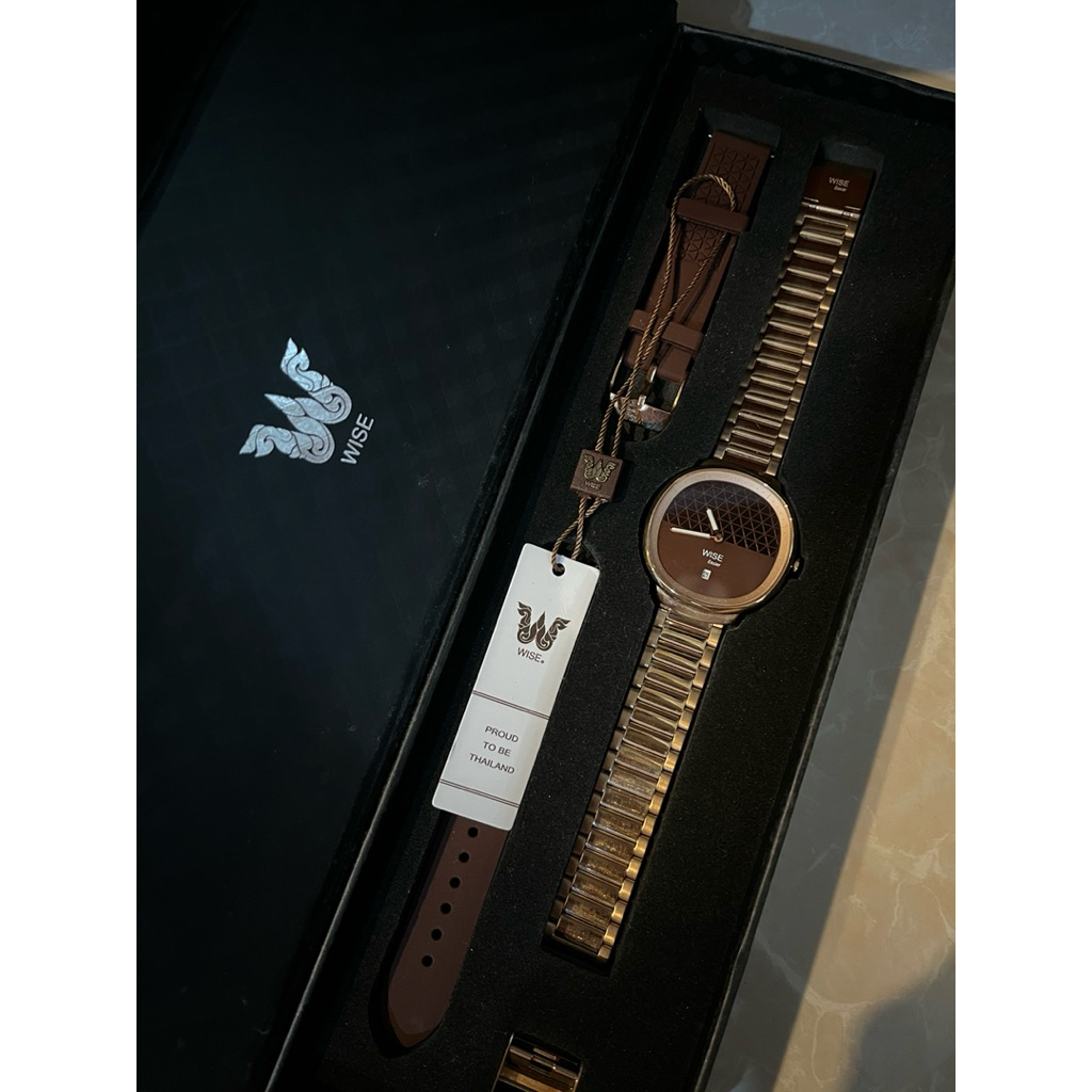 นาฬิกา wise ของแท้มือสอง สภาพดี