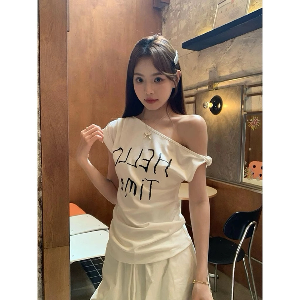 เสื้อยืดผู้หญิง เสื้อครอป สไตล์เกาหลี สไตล์ออลแมทช์ ทรงไม่ตรงปกติ พิมลาย #020316