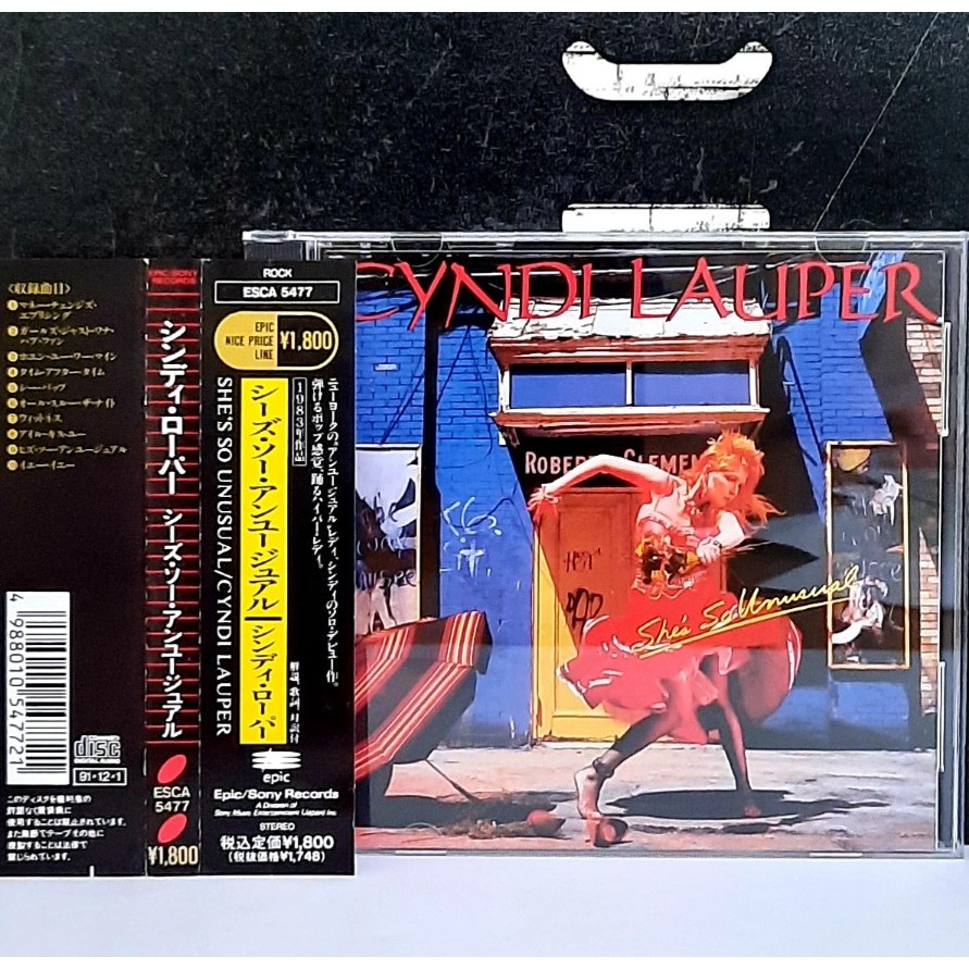 CD ซีดีเพลง Cyndi Lauper / She's so unusual                                        -s01