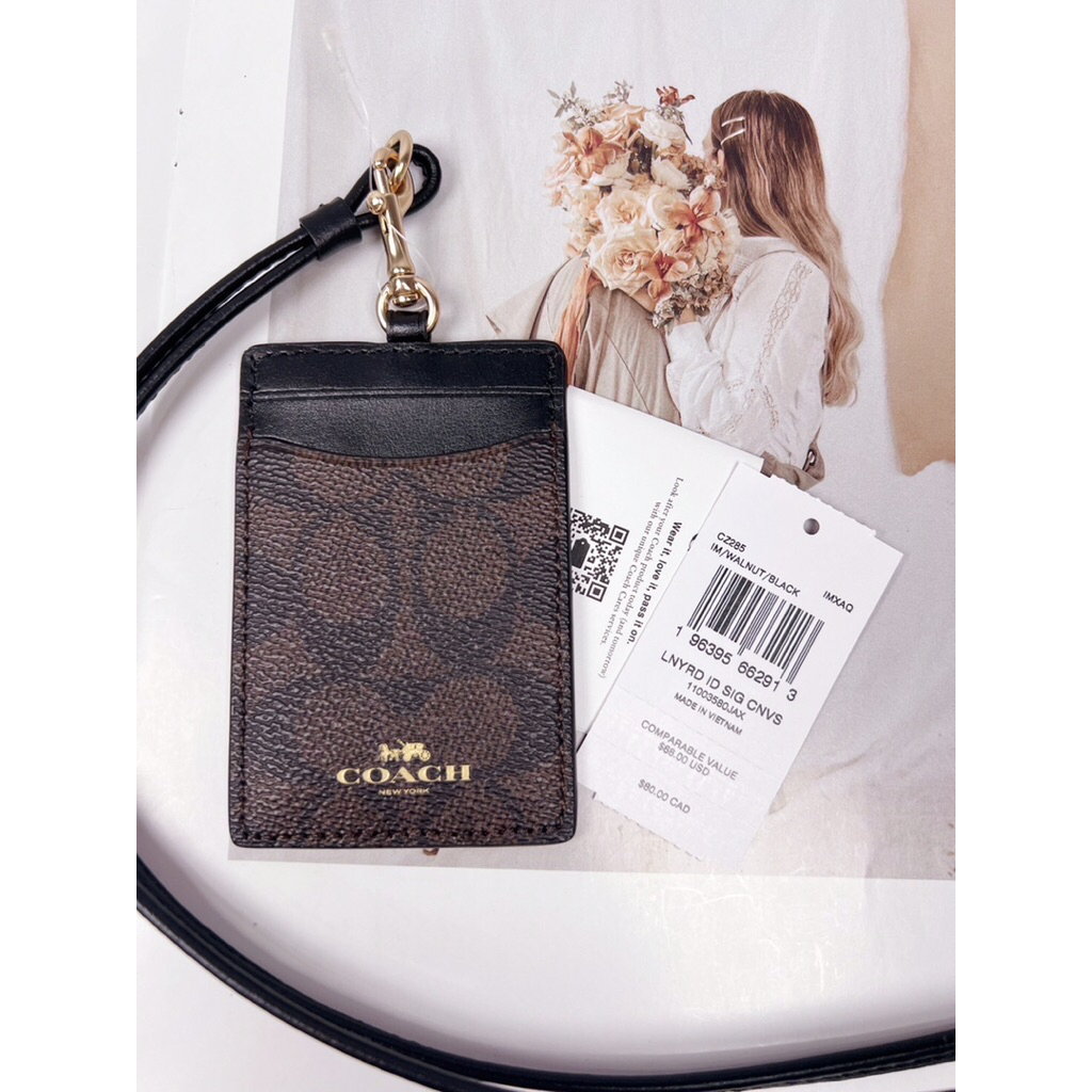 (สด-ผ่อน)คล้องคอ C✩ach ใส่บัตรของเเท้100% ID LANYARD IN SIGNATURE CANVAS  Style no. CZ285