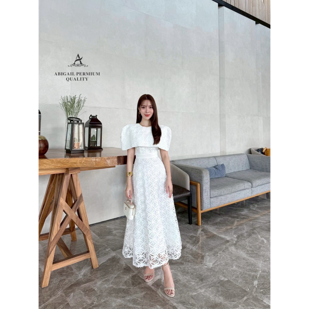 ABG241 ABIGAIL BRAND ชุดเดรสแขนกุดช่วงคอคลุมไหล่ [2PM]