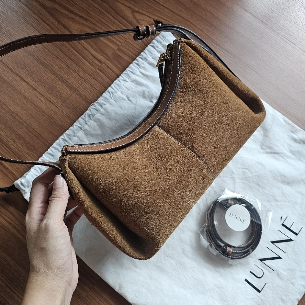 ส่งต่อ Lunne kith bag suade สี Tan