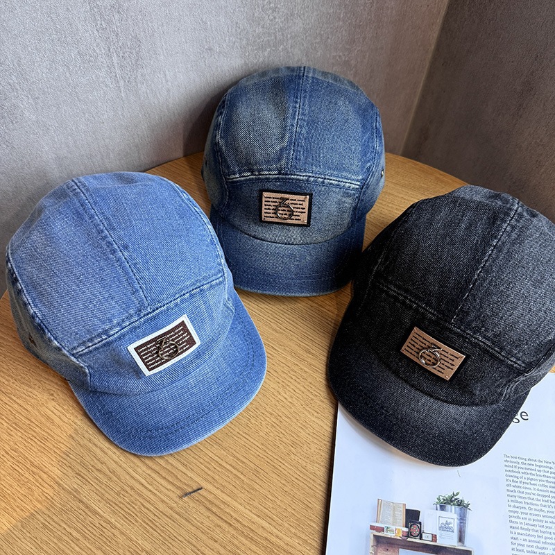 หมวกแก๊ปเบสบอลผ้ายีนส์ เนื้อผ้าพรีเมี่ยม มีสายปรับขนาด ปัก ตัวเลข3 มี 4 สี