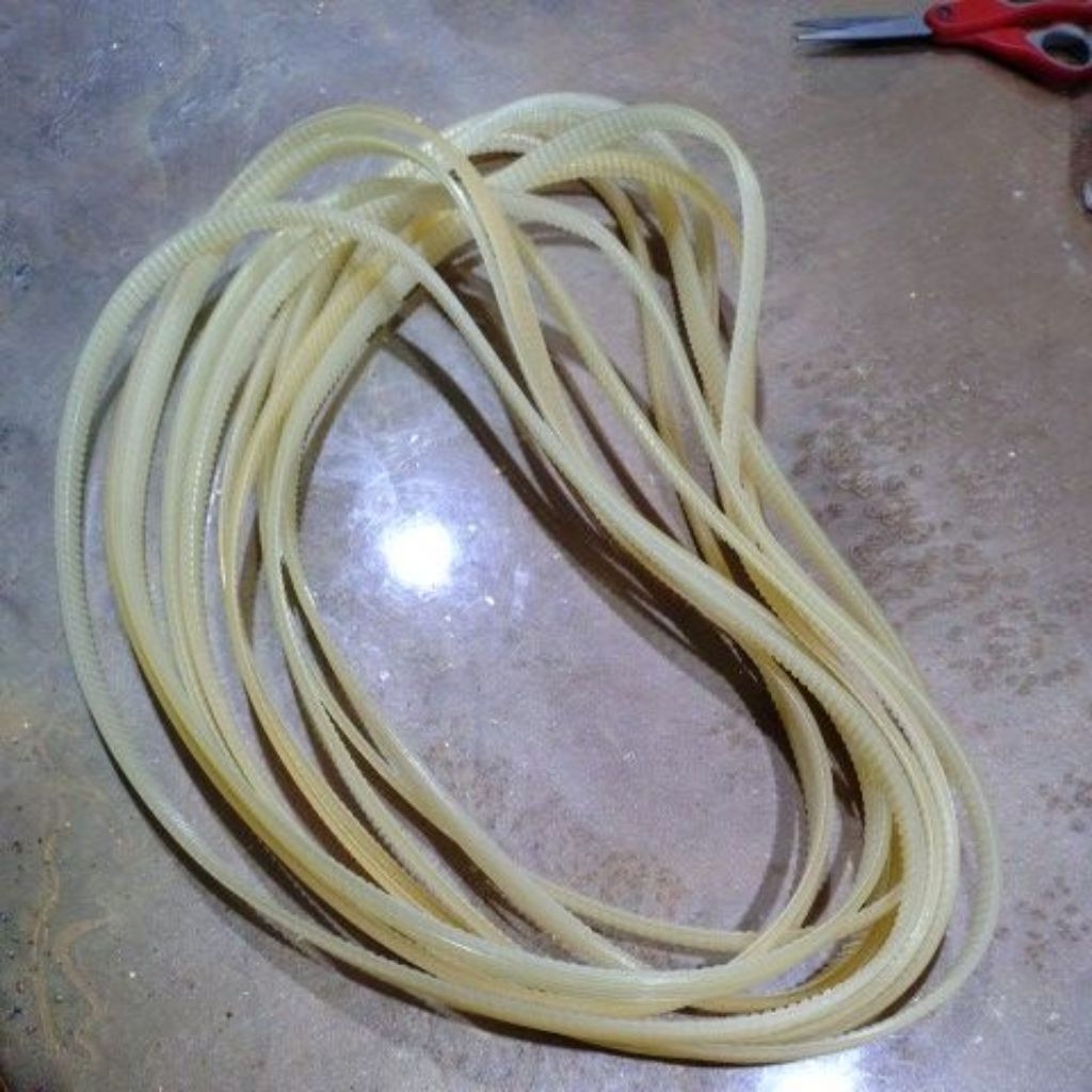 สายพานเครื่องถ่วงล้อ