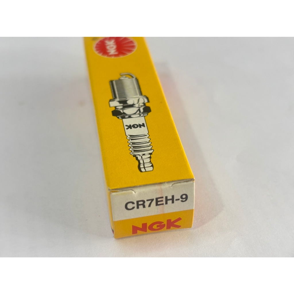 หัวเทียน ngk แท้100% HT-CR7EH-9 หัวเทียน Click110 คาบู Airblade 4 จังหวะเกลียวยาว หัวเทียน (HT-CR7EH