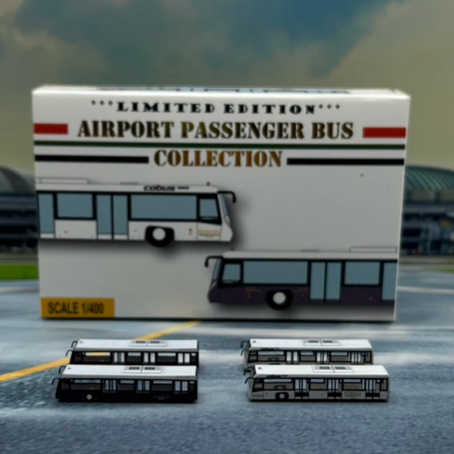 โมเดลรถประกอบฉาก ETIHAD Airways Airport Bus Set of 4 (1:400 scale) [พร้อมส่ง]