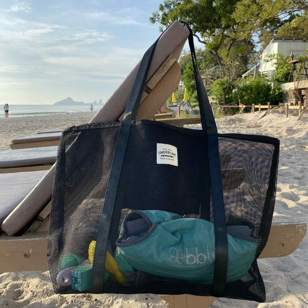 Beach Bag : Large Black กระเป๋าทะเล กระเป๋าตาข่าย ใส่ของไปทะเล อุปกรณ์ดำน้ำ Underlinebags