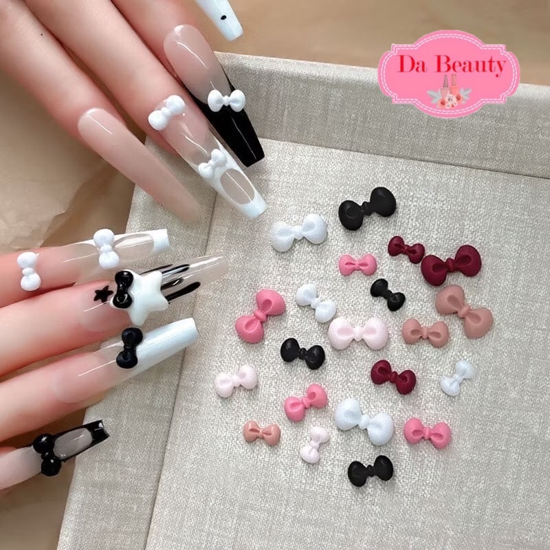 อะไหล่ติดเล็บ โบว์ตกแต่งเล็บถุงบรรจุ 50 ชิ้น มีสินค้าพร้อมส่งจ้า
